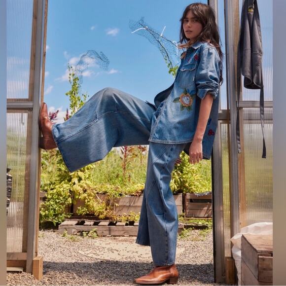 Free People Westward Demi Barrel Jeans - Picture 1 of 9